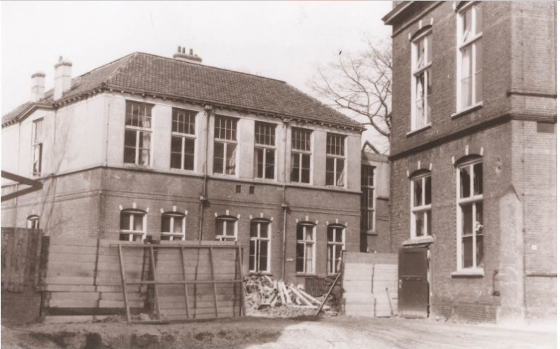 Brinkstraat 4  Schoolgebouw 2e Ulo later R.K. L.O.M. school  1967.jpg