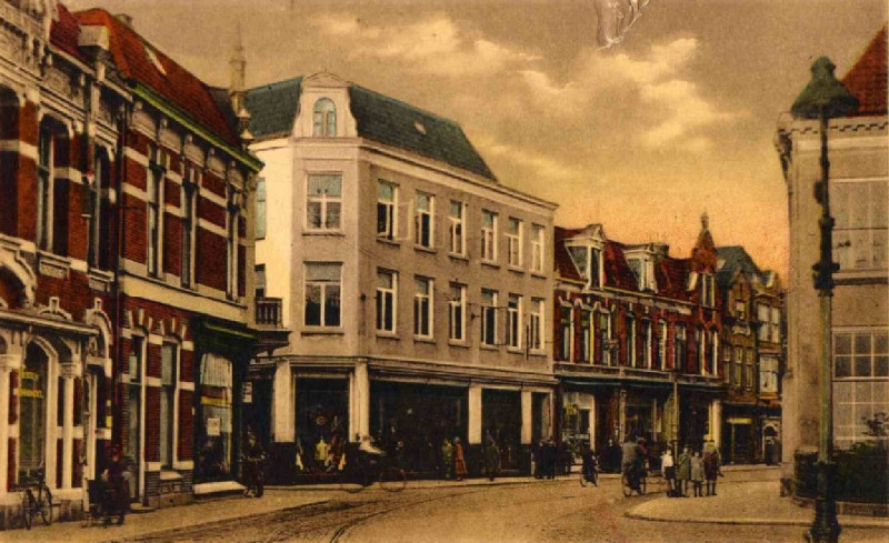 Langestraat 14 hoek Haverstraat warenhuis Polak 1915.jpg
