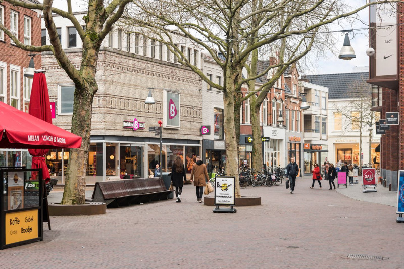Langestraat 14 hoek Haverstraatpassage Bakker Bart.jpg