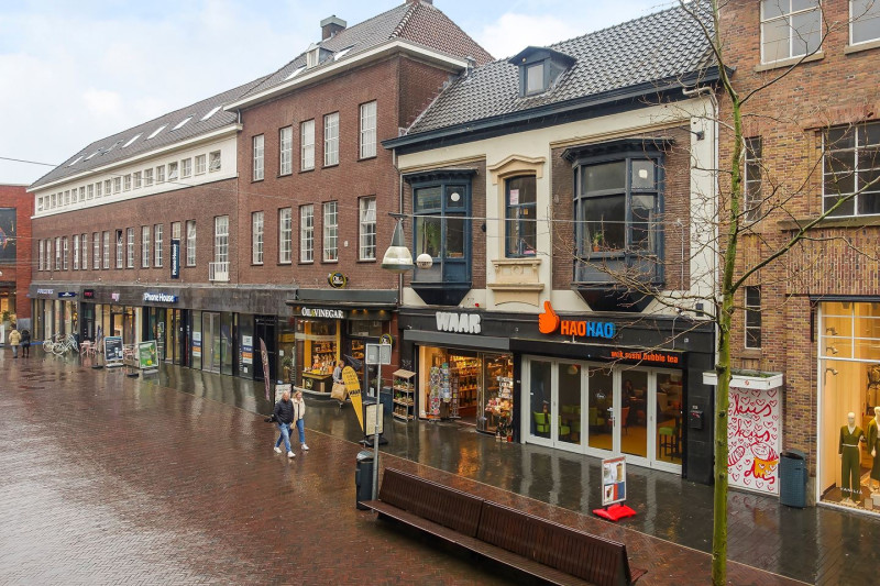 Langestraat 19 cadeauwinkel Waar en restaurant Haohao.jpg