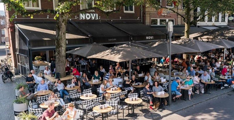 Oude Markt 2 Novi Gran cafe.jpg