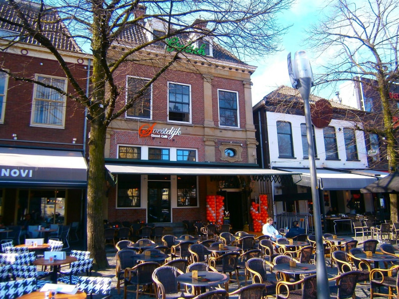 Oude Markt 3 Grand Cafe Soestdijk.JPG