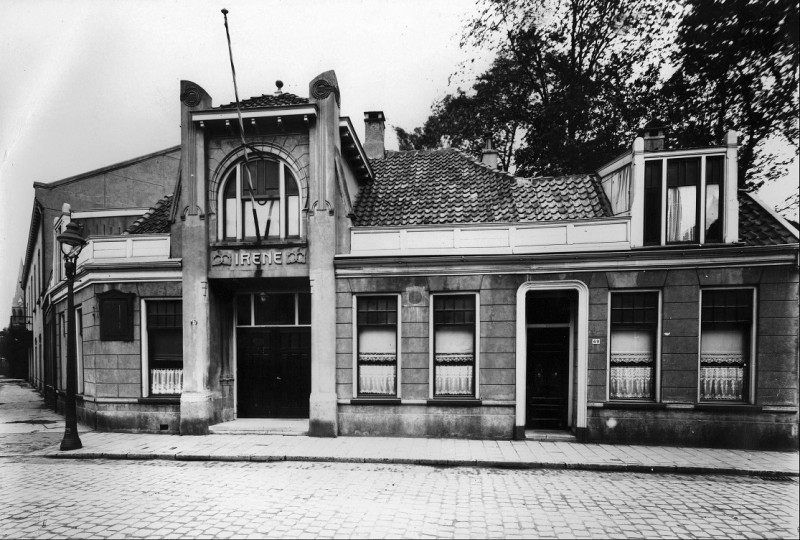 Noorderhagen 69  opdracht van J. Hemken werd cafè Irene na de stadsbrand in 1862  in die tijd 'N Haagn genoemd..jpg