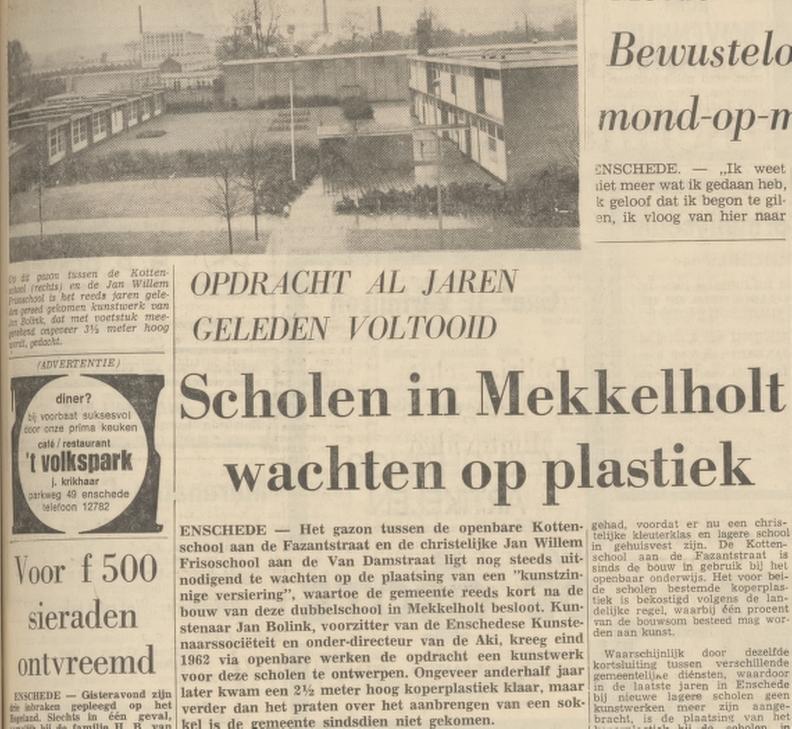 Dr. van Damstraat 55 J.W. Frisoschool links krantenfoto Tubantia 22-1-1969.jpg