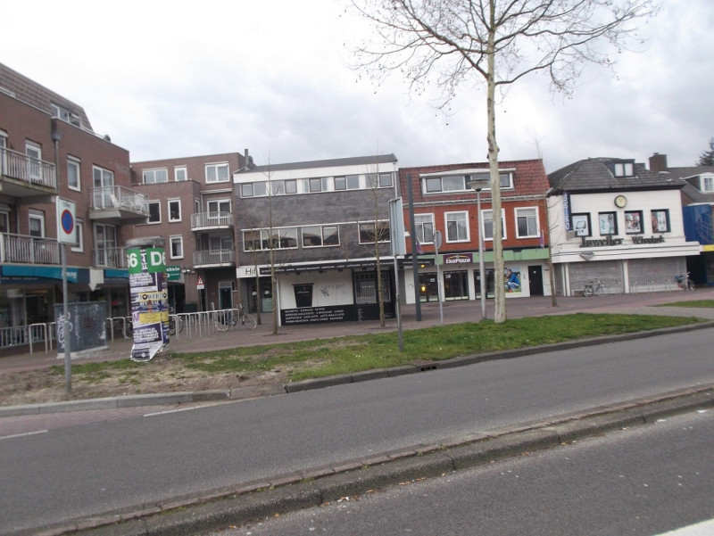 De Heurne 52 hoek Oldenzaalsestraat  kiosk.JPG