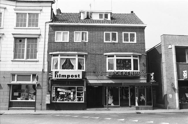 Oldenzaalsestraat 21 nu De Heurne Broekenhuis Filmpost.jpg