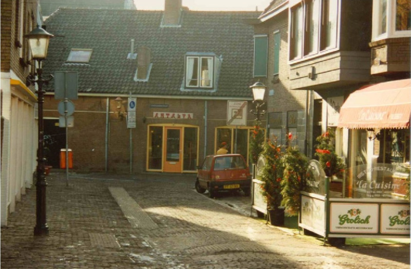 Van Lochemstraat 230 rechts Zicht richting Noorderhagen 1996.jpg