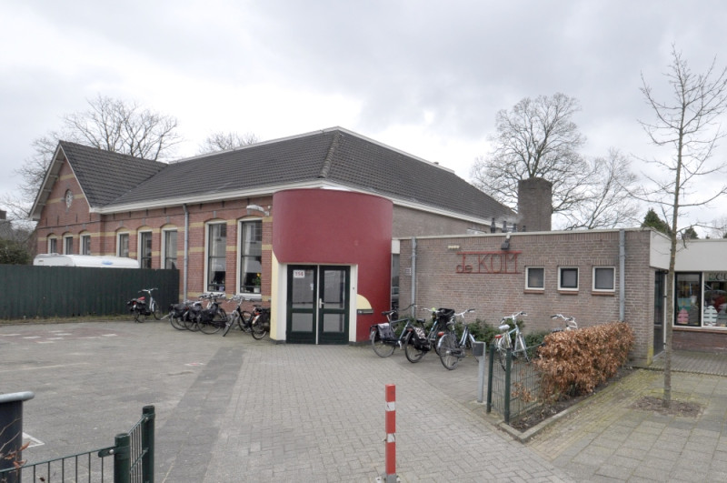 Ribbelerbrinkstraat 114 buurthuis De Kom vroeger Ribbelerbrinkschool.jpg