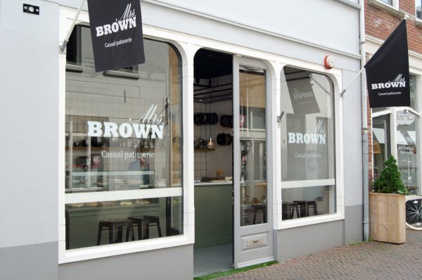 Walstraat 8 Mrs. Brown patisserie.jpg