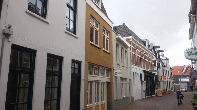 Walstraat 9 Nyonya Meneer Indonesisch Eethuis.jpg