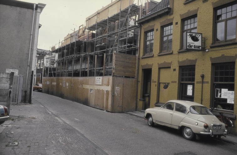 Walstraat 21 Voorzijde panden, o.a. café De Tor.jpg