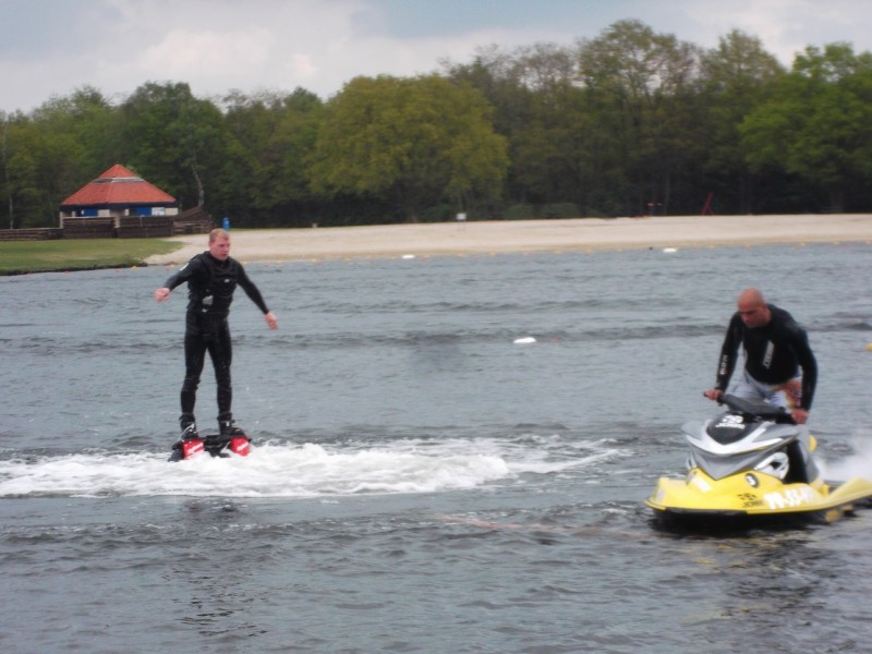 9. Rutbeek Flyboarden.JPG