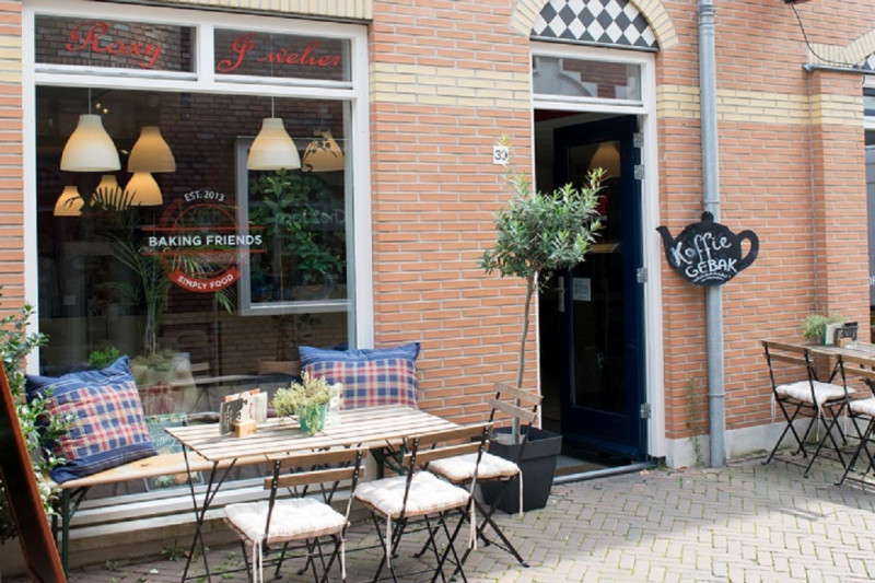 Zuiderhagen 39 restaurant Baking Friends.jpg