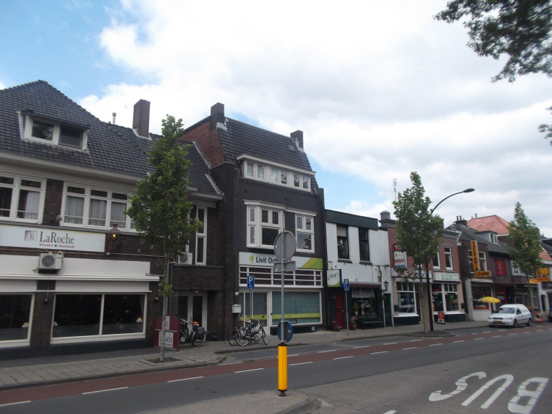 Hengelosestraat 200 La Roche vroeger Parkhotel.JPG