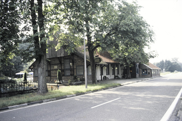 Hengelosestraat 725 Restaurant De Broeierd.jpeg