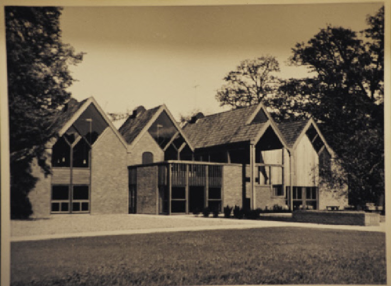 Hengelosestraat Boerderij nu Mensa 26-1-1988..jpeg