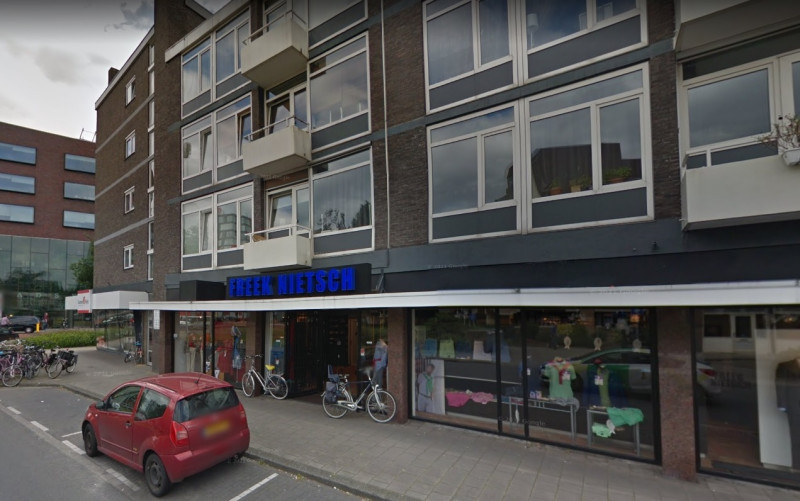 Deurningerstrat 1 modezaak Freek Nietsch.jpg