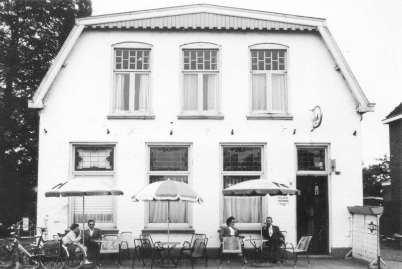 Deurningerstraat 480 cafe Heurman 1960.jpg