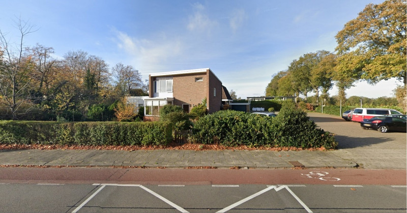Weerseloseweg 13 Gereformeerde Gemeente Elimkerk vroeger Protestants Militair Tehuis.jpg