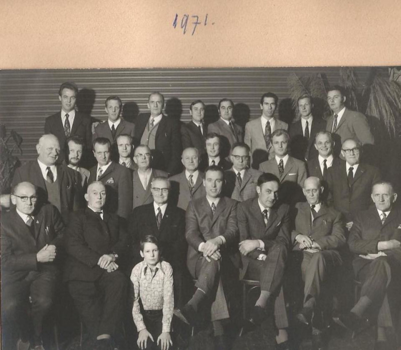 Kuipersdijk 204 Duivenvereniging de vliegsport 1971 bij café Bos.jpg