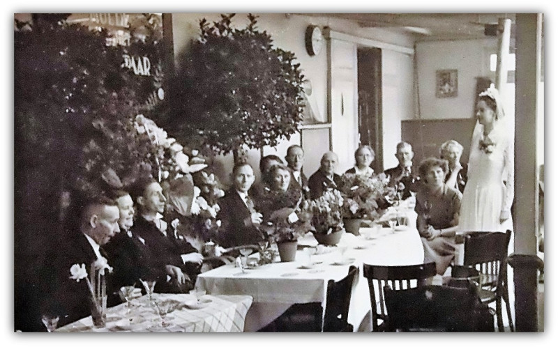 Brinkstraat 301 bruiloft restaurant Vrieler 1951.jpg