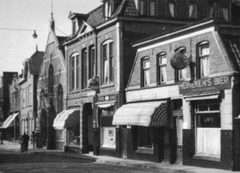 lipperkerkstraat 5-7 cafe Marco.jpg