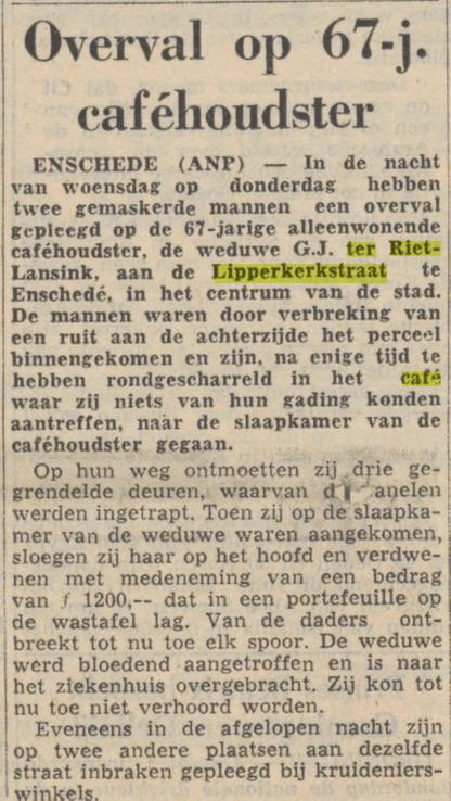 Lipperkerkstraat 11 cafe ter Riet krantenbericht 15-11-1956..jpg
