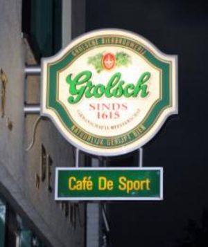 Wethouder Gerbertstraat 6 cafe De Sport uithangbord.jpg