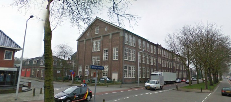 Boddenkampsingel met de Ambachtsschool.JPG