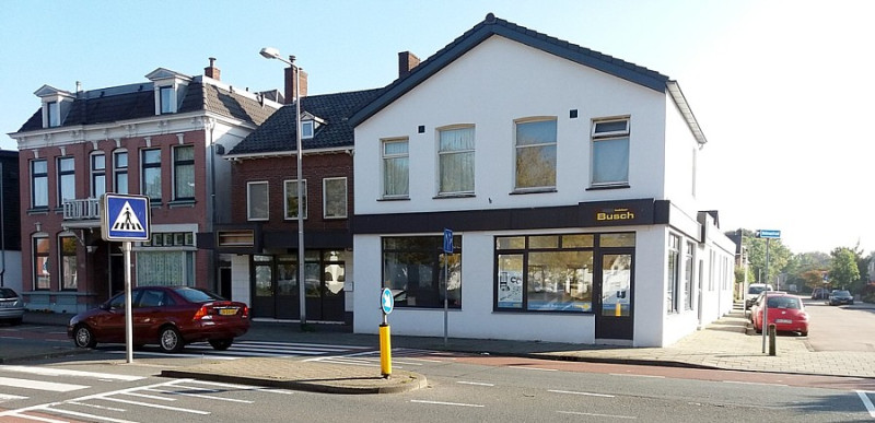Haaksbergerstraat 323 vroeger 279 bakkerij Busch met ijssalon.jpg