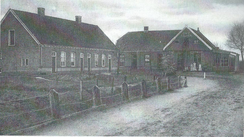 Dirk Papestraat 30 toen Weleweg 30 Boekelo vroeger cafe Kelder later cafe ter Borg nu Ribhouse.jpg