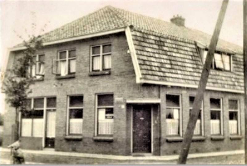 Beckuemerstraat 173 cafe Breukers.jpg