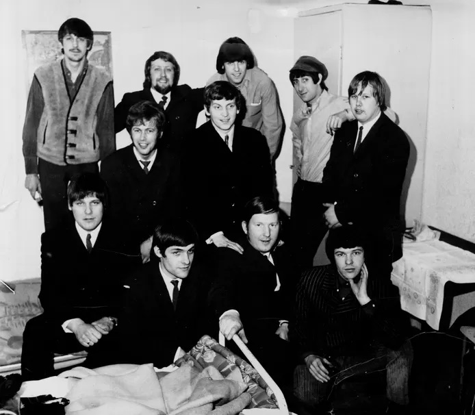 The Buffoons en The Fortunes in Hotel Modern tijdens de hoogtijdagen. © Hutten, Buck.jpg