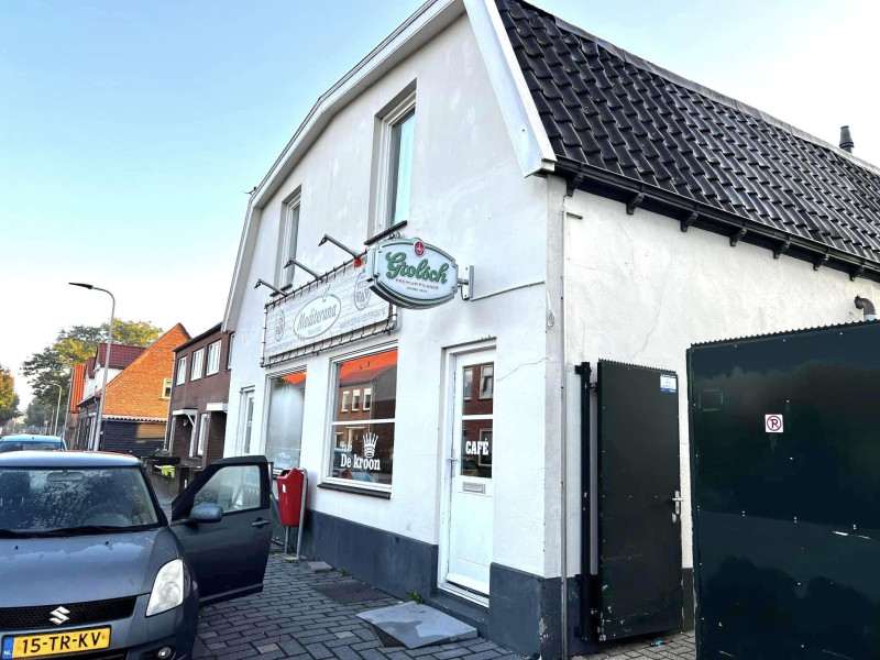 Dennenweg 166 cafe De Kroon.jpg
