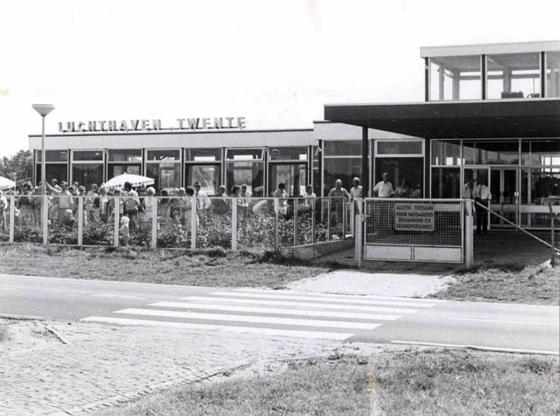 Vliegveldweg 333 Vliegveld Twente restaurant Luchthaven Twente 1970.jpg