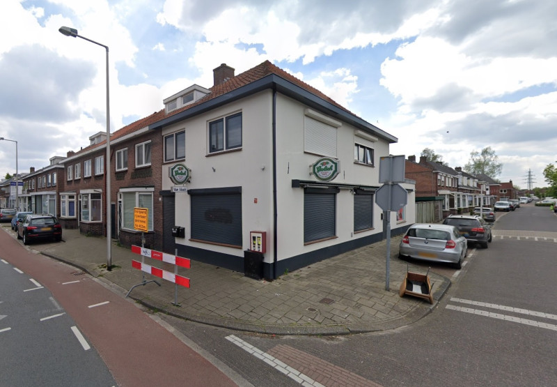 G.J. van Heekstraat 155 hoek Noordhoekhegtstraat Café Van Heek.jpg