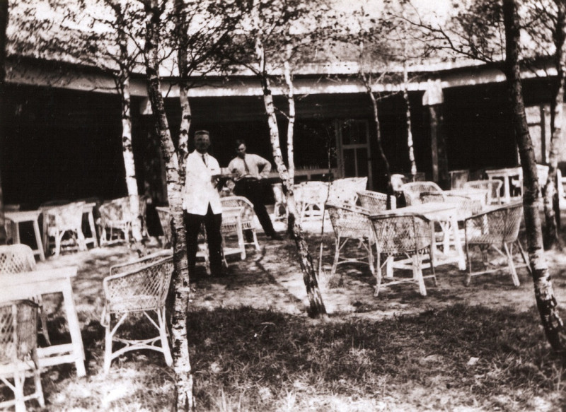 Oude Deventerweg Bar en terras Openluchttheater bij steenfabriek Smulders 1946.jpg