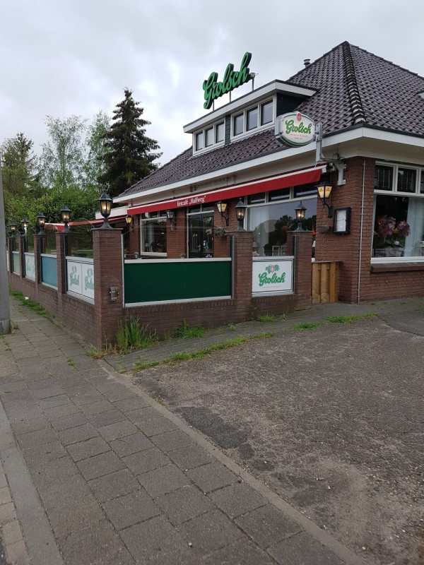 Oldenzaalsestraat 1045 eetcafe Halfweg..jpg