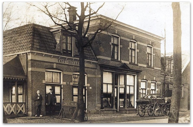 Oldenzaalsestraat 631 hoek-Dorpsstraat-Lonneker cafe Nijkamp nu cafe De Tol.jpg
