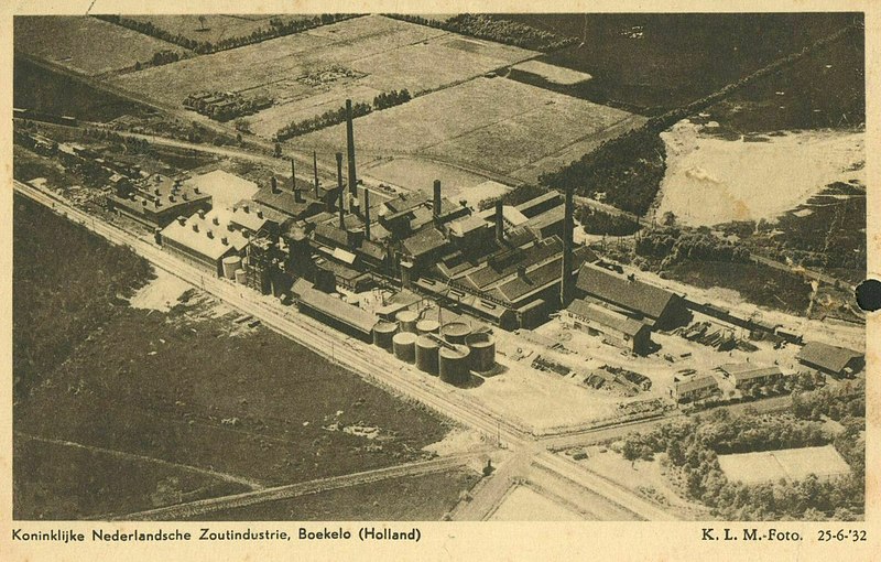 Oude Deldenerweg Boekelo Koninklijke Nederlandse Zoutindustrie KLM foto 25-6-1932.jpg