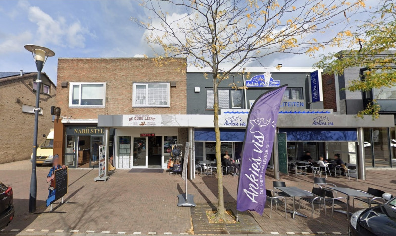 Gronausestraat 1265 visrestaurant Ankies Vis met terras sept. 2021.jpg