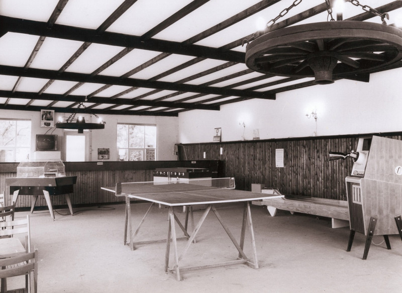Oude Deldenerweg 1 Interieur van de recreatieruimte van Camping Twente.jpg