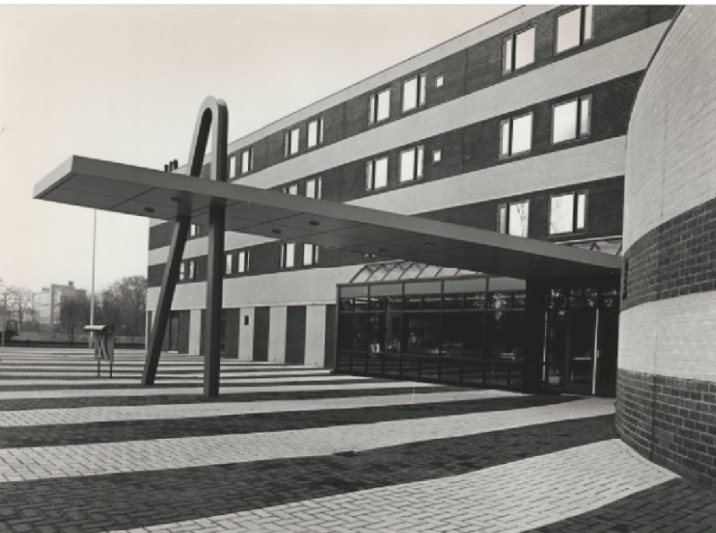 Drienerlolaan 5 Campus Universiteit Twente - Hotel Drienerburght.jpg