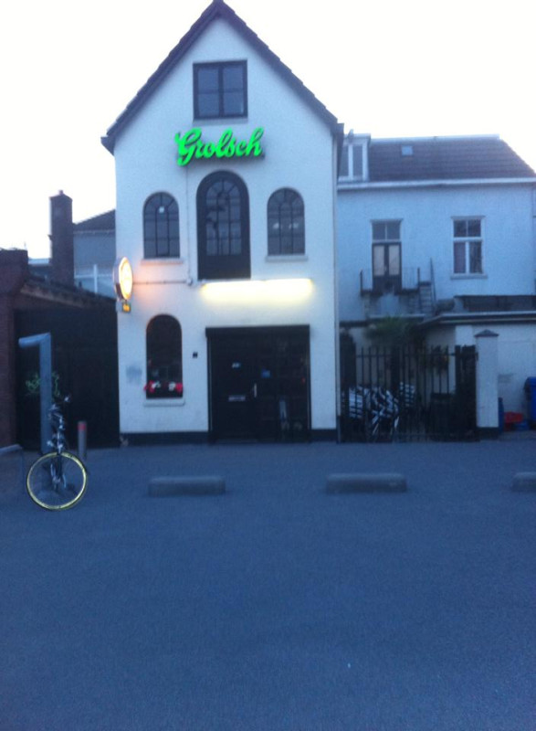 klokkenplas 1 chez ria.JPG