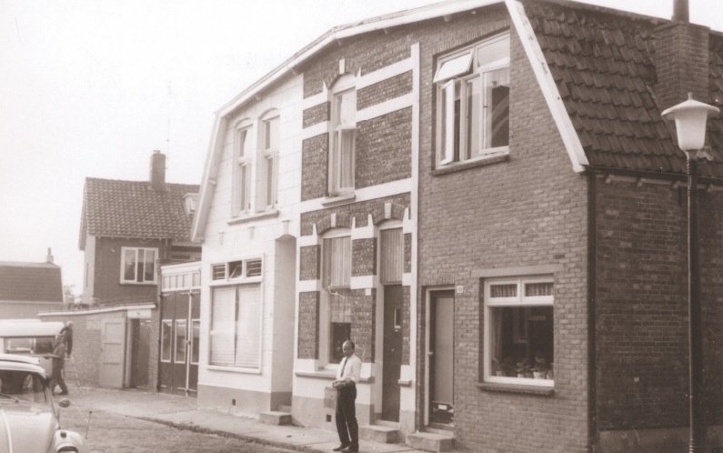 Pluimstraat 115-119 garage en woningen 1967.jpg