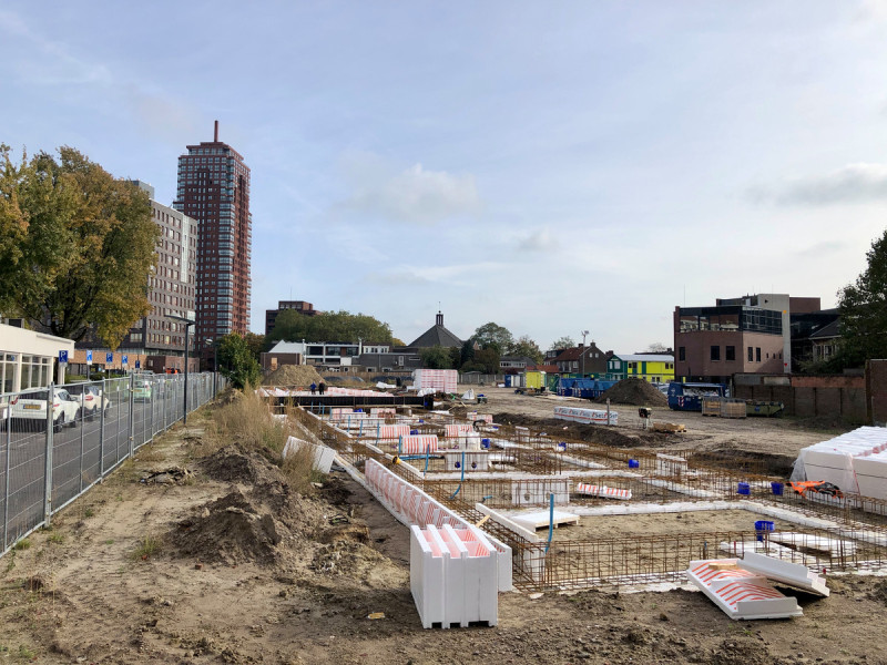 Ledeboerstraat Spelbergsweg Op de plek van Tex wordt al wel gebouwd, samen met woningcorperatie Ons Huis. foto Tubantia 31-10-2023.jpg