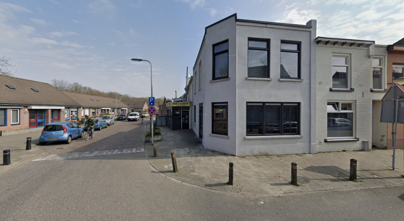 Oostveenweg 5 hoek Lage Bothofstraat Star Grill afhaalcentrum.jpg