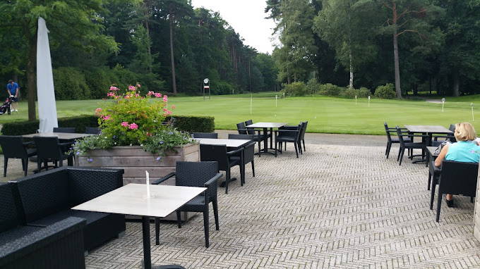 Veendijk 100 Golf- en Country Club 't Sybrook terras.jpg