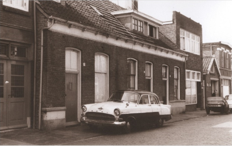 Esstraat 20-28 foto 1967.jpg