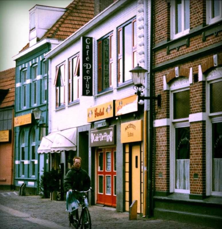Stadsgravenstraat 19 cafe De Pijp vroeger Bar Discotheek Walk In.jpg